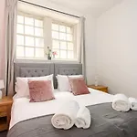 2 BR Royal Mile Apartment